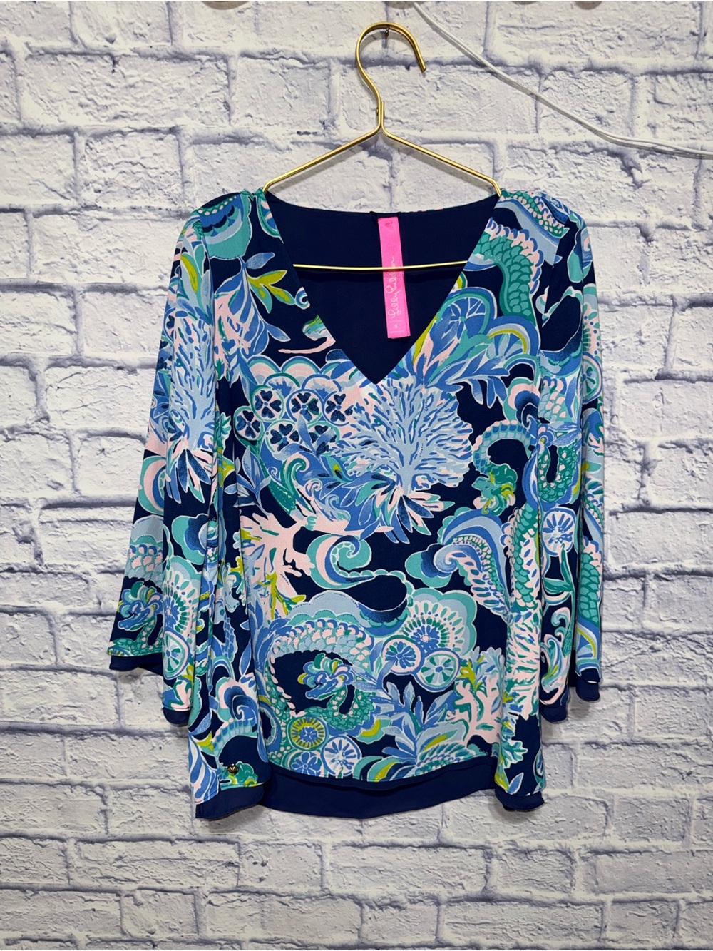 Lilly Pulitzer Florin 3/4 Sleeve Top Blouse Sirens Spirits V-Neck Reversible S
E